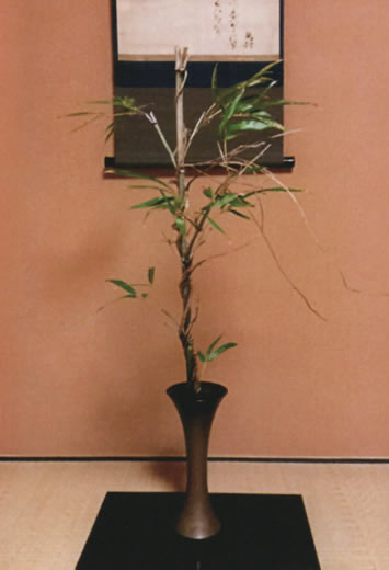 �Ԋ�W 2025�N4��16��(��)�`4��26��(�y)